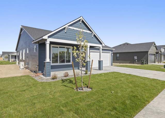 Property at 313 Amberly Ave, Grandview, WA 98930, 3 beds, 2 baths