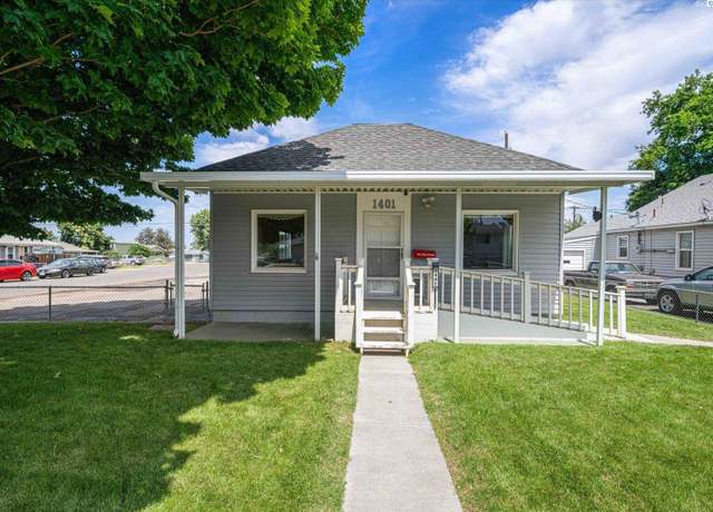 Property at 1401 E 6th Ave, Kennewick, WA 99336, 3 beds, 2 baths