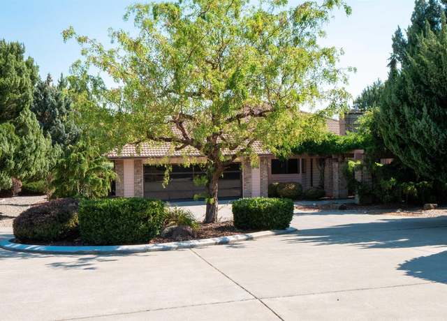 Property at 2618 Quarterhorse Way, Richland, WA 99352, 3 beds, 3 baths