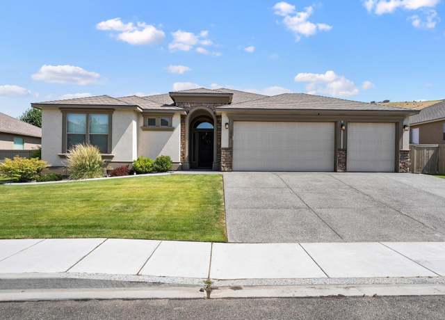 Property at 1020 Chinook Dr, Richland, WA 99352, 3 beds, 2 baths