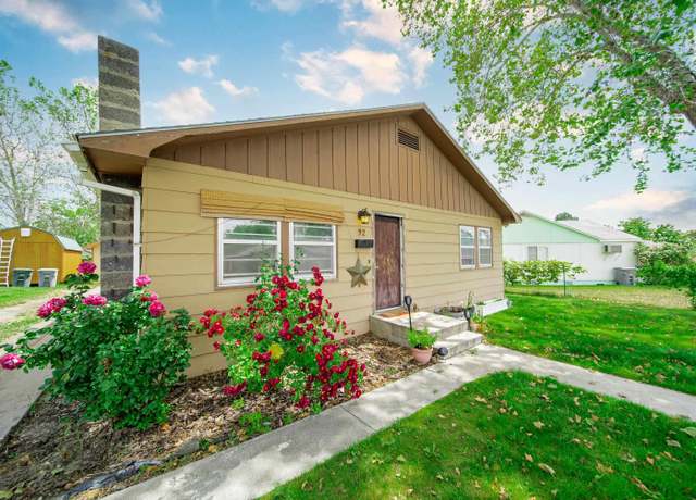 Property at 92 Delafield Ave, Richland, WA 99352, 3 beds, 2 baths
