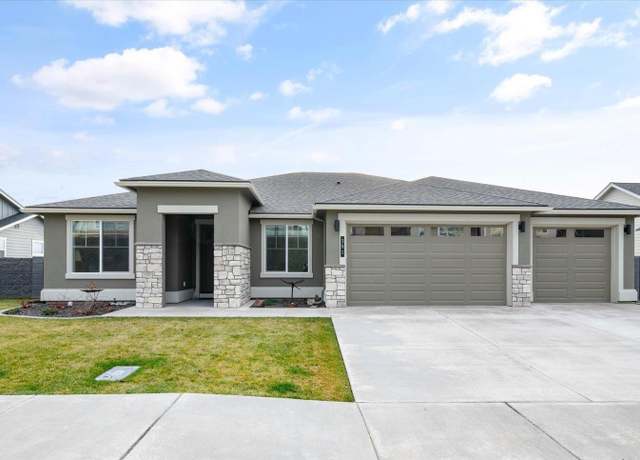 Property at 391 Delta St, Richland, WA 99352, 3 beds, 3 baths