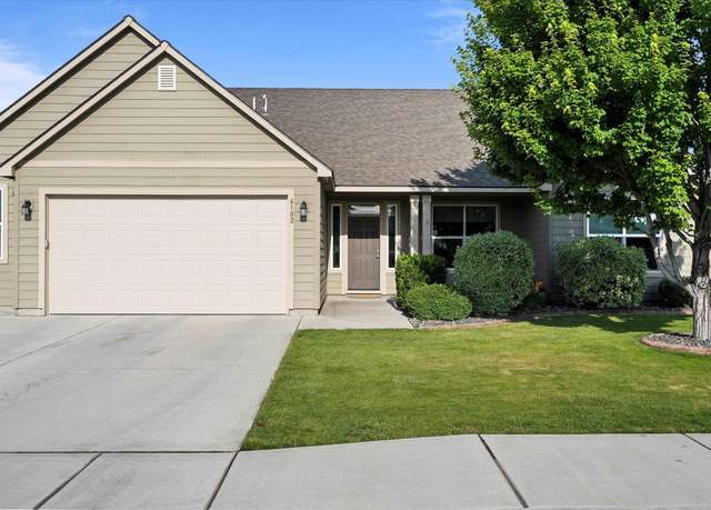 Property at 6102 Westmoreland Ln, Pasco, WA 99301, 3 beds, 2 baths