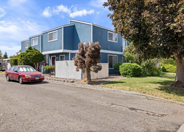Property at 307 N Fillmore St, Kennewick, WA 99336, 8 beds