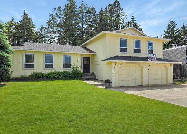 Property at 308 S Roosevelt Pl, Kennewick, WA 99336, 4 beds, 2.5 baths