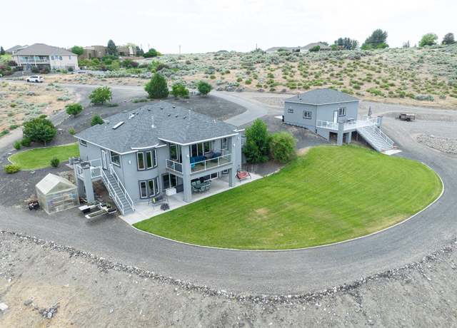 Property at 5880 W 58th Ave, West Richland, WA 99353, 4 beds, 4 baths