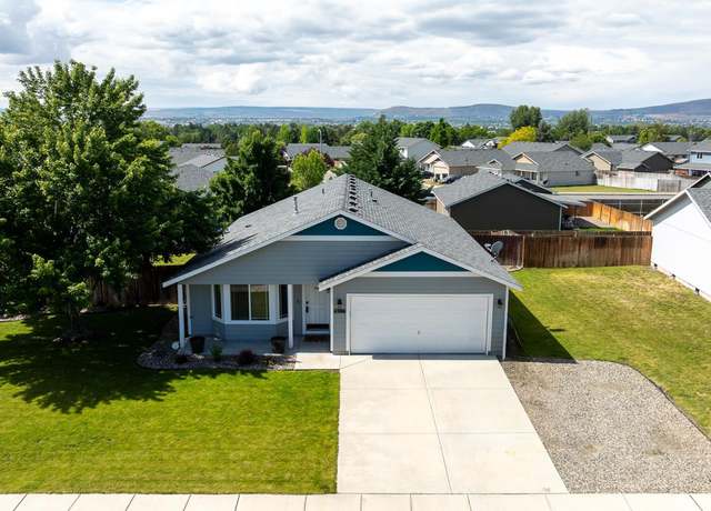 Property at 4306 Finnhorse Ln, Pasco, WA 99301, 3 beds, 2 baths