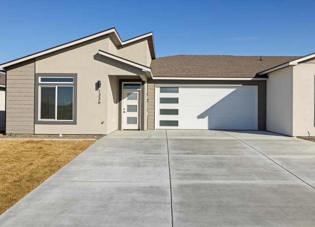 Property at 1336 S 50th Ave, West Richland, WA 99353, 3 beds, 2 baths