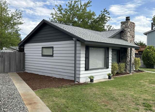 Property at 2401 Camden St, Richland, WA 99352, 3 beds, 1 bath