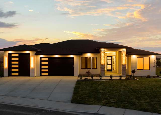 Property at 2260 Belfair St #5, Kennewick, WA 99338, 5 beds, 3.5 baths