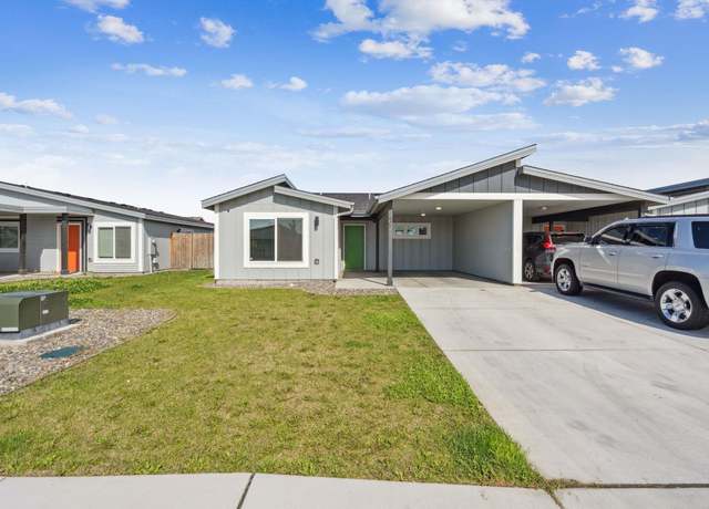 Property at 407 Dawson Ln, Pasco, WA 99301, 3 beds, 2 baths