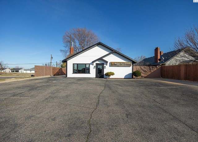 Property at 807 S Washington St, Kennewick, WA 99336, 1 bed, 1 bath