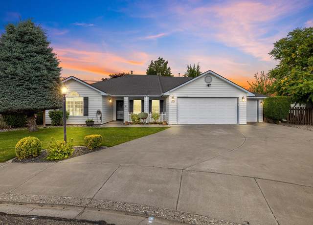 Property at 2467 N Rhode Island Ct, Kennewick, WA 99336, 3 beds, 2 baths