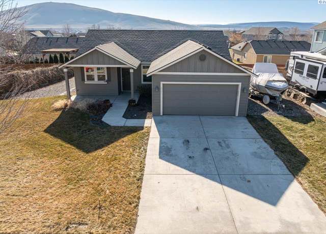 Property at 2035 Crab Apple Cir, West Richland, WA 99353, 3 beds, 2 baths