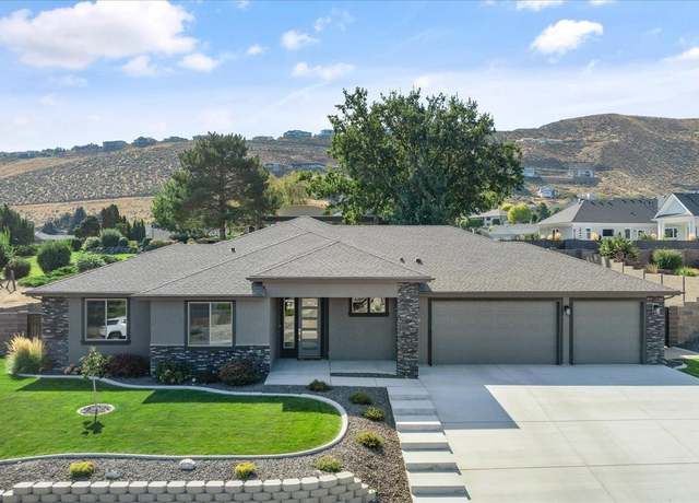 Property at 325 Soaring Hawk, Richland, WA 99352, 3 beds, 2.5 baths