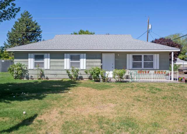 Property at 901 Cedar Ave, Richland, WA 99352, 3 beds, 1 bath