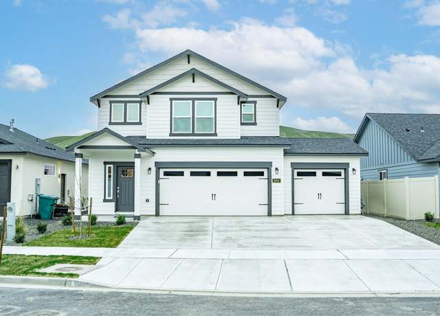 Property at 3800 Barbera St, Richland, WA 99352, 3 beds, 2.5 baths