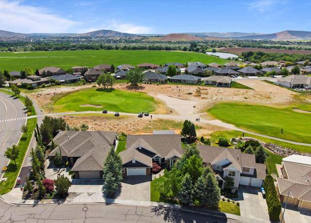 Property at 2990 Sedona Cir, Richland, WA 99354, 3 beds, 2 baths