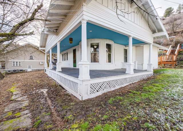Property at 408 N Deanway St, Colfax, WA 99111, 3 beds, 1 bath