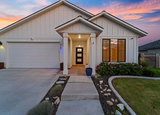 Property at 4767 Mcewan Dr, Richland, WA 99352, 3 beds, 2 baths
