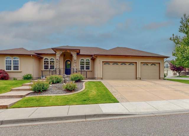 Property at 4713 W 20th Ave, Kennewick, WA 99338, 4 beds, 3 baths