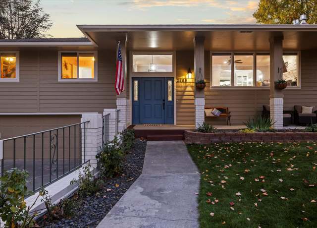 Property at 2509 Albemarle Ct, Richland, WA 99352, 4 beds, 3 baths