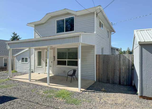 Property at 317 E Fairview, Colfax, WA 99111, 4 beds, 2 baths