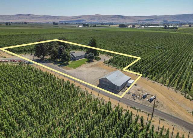 Property at 34405 N Crosby Rd, Prosser, WA 99350, 3 beds, 2 baths