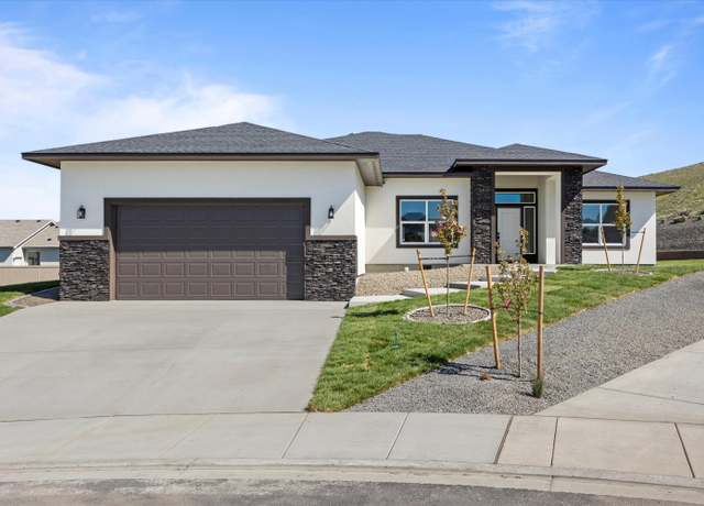 Property at 1056 Makah Ct, Richland, WA 99352, 4 beds, 2 baths