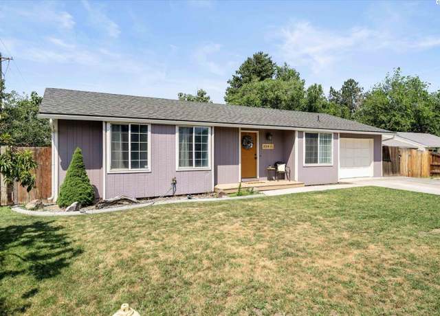 Property at 324 S Zinser St, Kennewick, WA 99336, 3 beds, 2 baths
