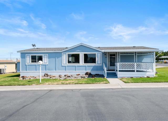 Property at 312 S Columbia Center Blvd Unit #34 Blvd #34, Kennewick, WA 99336, 3 beds, 2 baths