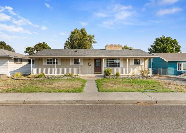 Property at 1907 W Ruby St, Pasco, WA 99301, 4 beds, 1 bath