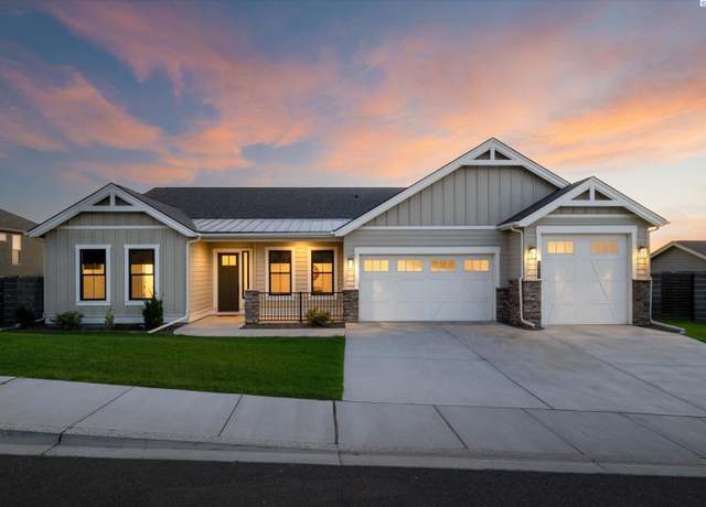 Property at 2303 Skyview Lp Loop, Richland, WA 99352, 4 beds, 3 baths