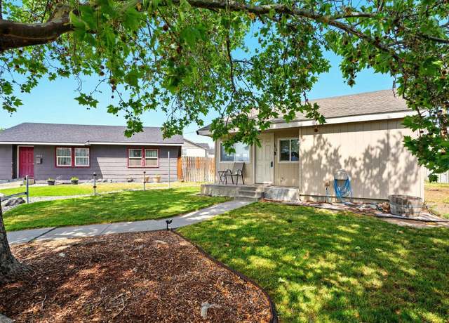 Property at 1010 Adams St, Richland, WA 99352, 2 beds, 1 bath