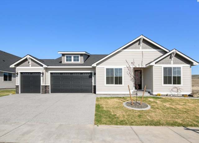 Property at 2851 Savanna Ave, Richland, WA 99352, 4 beds, 2.5 baths