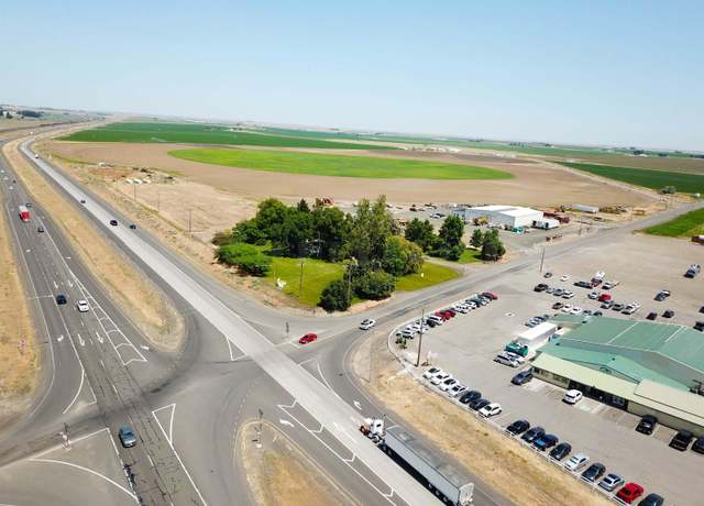 Property at 51 Crestloch Rd, Pasco, WA 99301