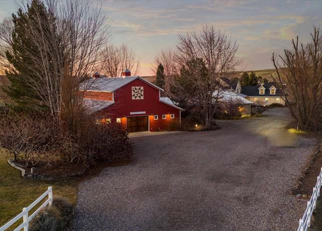 Property at 1522 N Dallas Rd, Benton City, WA 99320, 4 beds, 1.5 baths