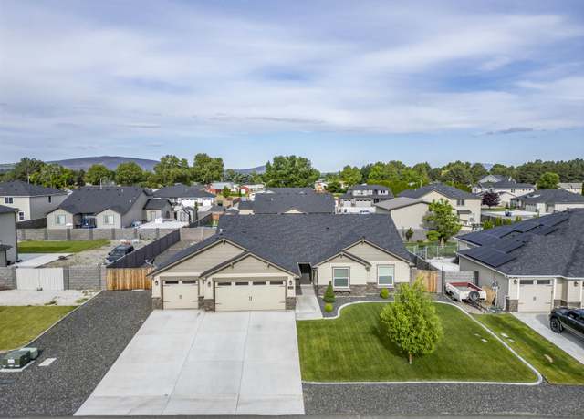 Property at 3320 Colombard Ln, Pasco, WA 99301, 3 beds, 2 baths