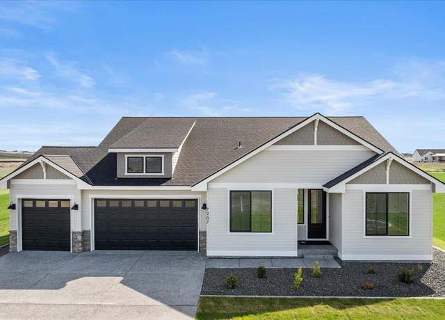Property at 7207 Ambrosia St, Kennewick, WA 99338, 4 beds, 2.5 baths