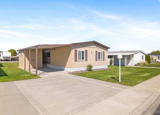 Property at 312 S Columbia Center Blvd. #95 Blvd #95, Kennewick, WA 99336, 3 beds, 2 baths