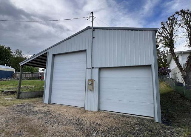 Property at 225 W Alder St, Palouse, WA 99161, 1 bed, 1 bath