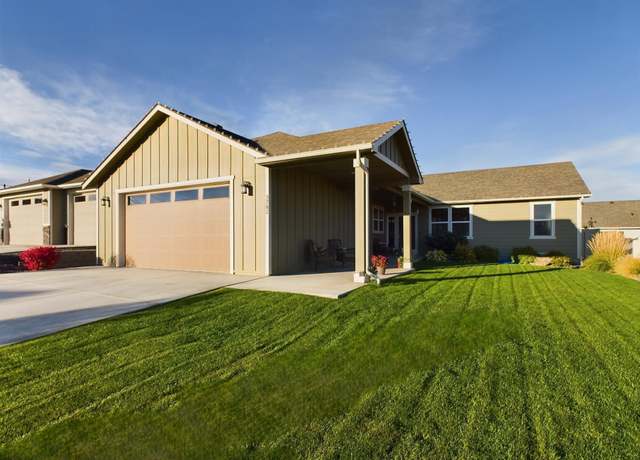 Property at 3782 S Taft St, Kennewick, WA 99338, 2 beds, 2 baths