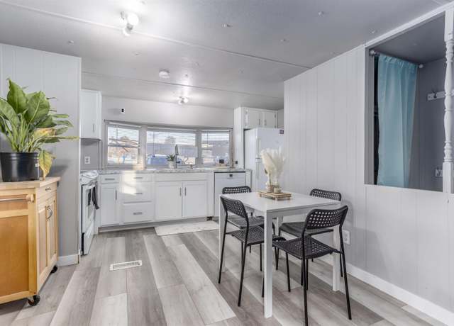 Property at 5007 W Clearwater Ave #9 Ave, Kennewick, WA 99336, 2 beds, 1 bath