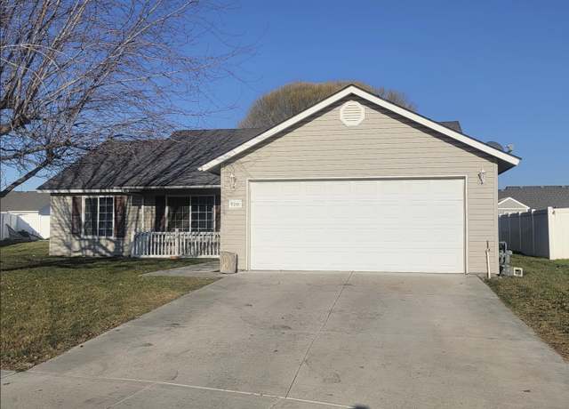 Property at 8203 Kootenay Ct, Pasco, WA 99301, 4 beds, 2 baths