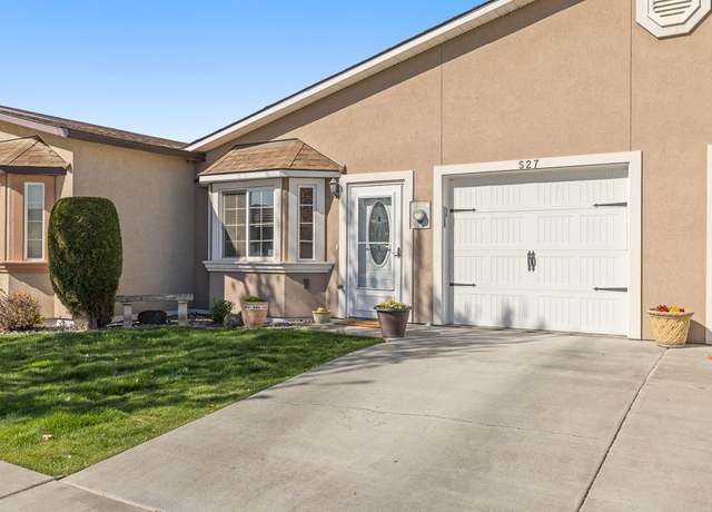 Property at 527 N Grant St, Kennewick, WA 99336, 2 beds, 2 baths
