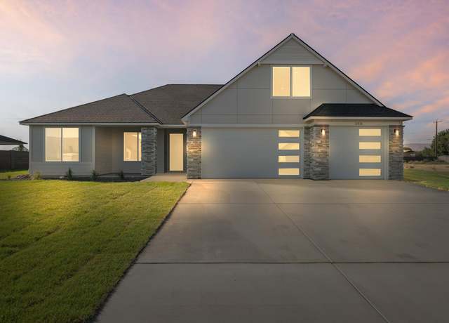 Property at 12826 Blackfoot Dr, Pasco, WA 99301, 3 beds, 2.5 baths