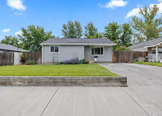 Property at 704 Sanford Ave, Richland, WA 99352, 2 beds, 1 bath