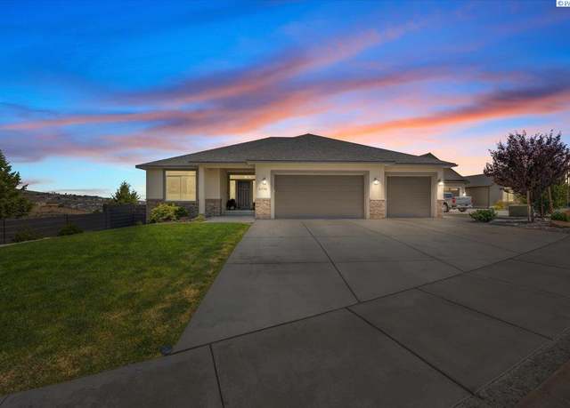 Property at 5770 W 40th Ave, Kennewick, WA 99338, 3 beds, 2 baths