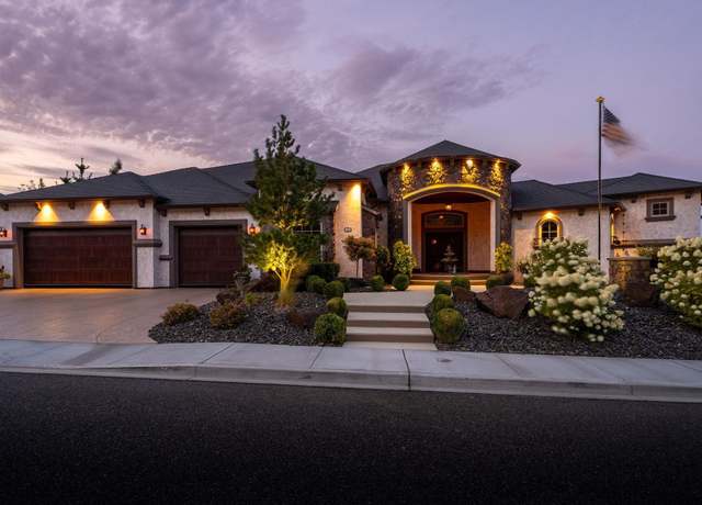 Property at 1953 Gala Way, Richland, WA 99352, 4 beds, 0.5 baths