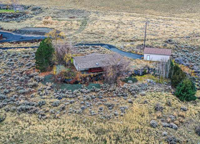 Property at 21905 W Yakitat Pl, Benton City, WA 99320, 3 beds, 2 baths